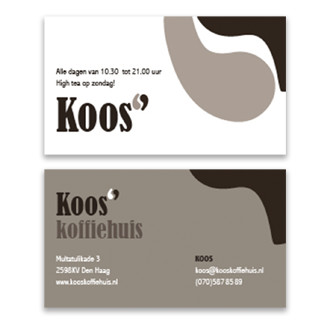 beeldend typografisch visitekaartje voor een koffiehuis met twee komma's als koffieboon